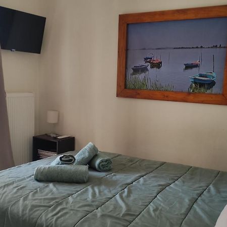 Ampolias Rooms Messolonghi Mesolóngion Esterno foto